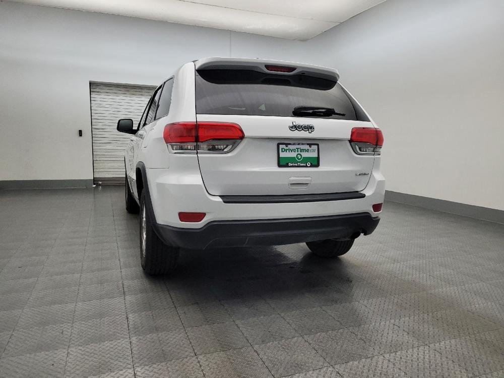 used 2016 Jeep Grand Cherokee car, priced at $15,195