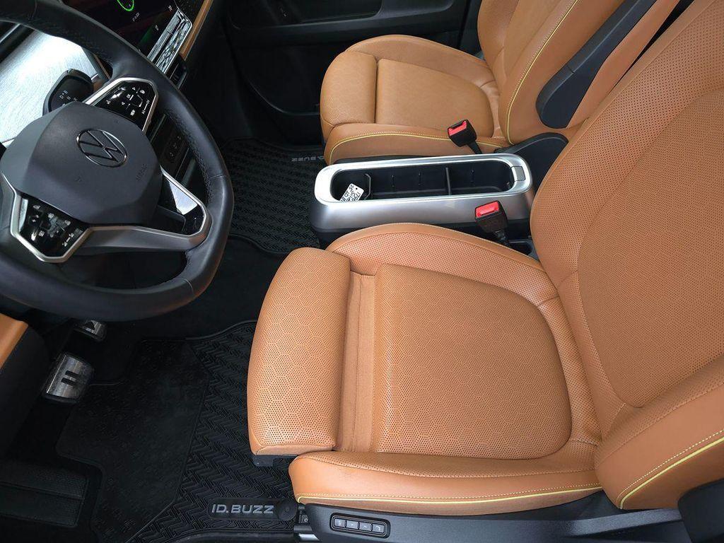 used 2025 Volkswagen ID. Buzz car, priced at $46,900