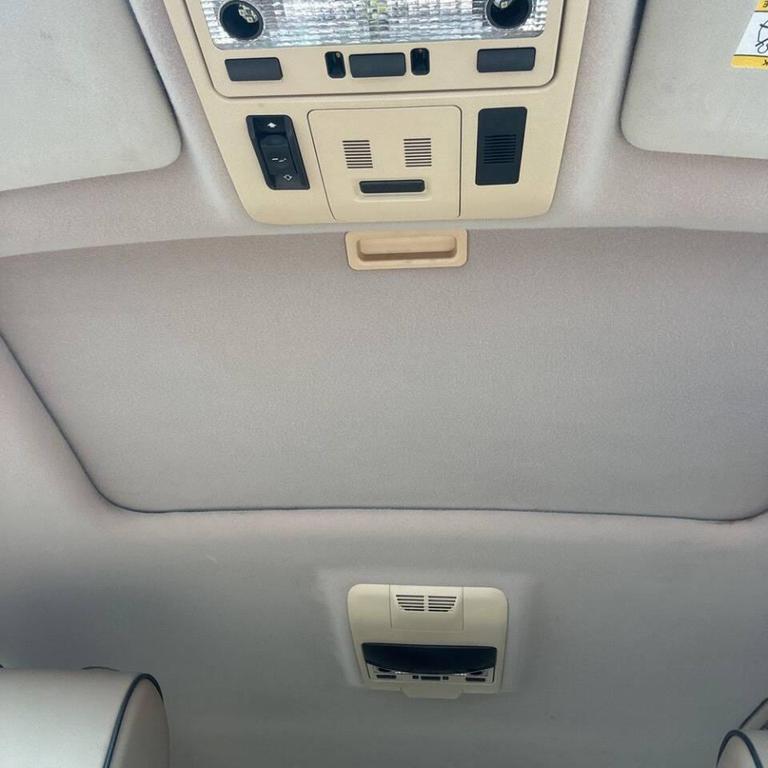 used 2007 Land Rover Range Rover car, priced at $7,994