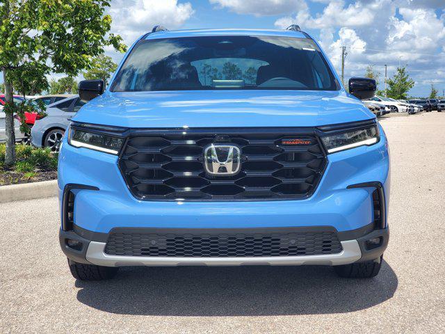 new 2025 Honda Pilot car, priced at $49,656