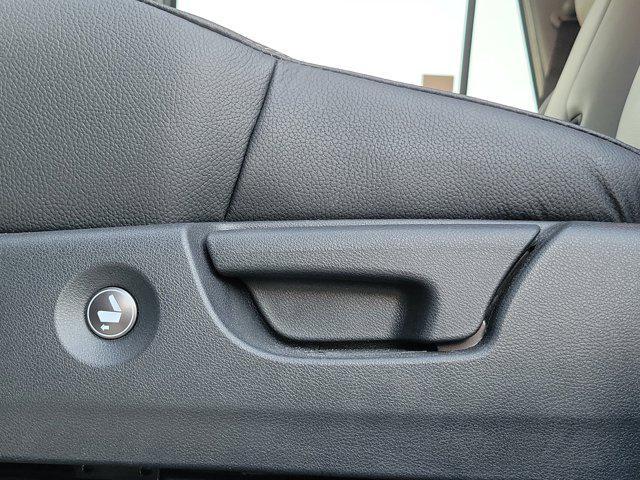 used 2022 Honda Pilot car, priced at $27,991