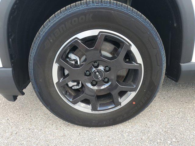 new 2025 Honda Pilot car, priced at $45,390