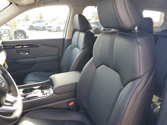 new 2025 Honda Pilot car, priced at $45,690