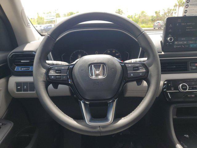 new 2025 Honda Pilot car, priced at $49,450