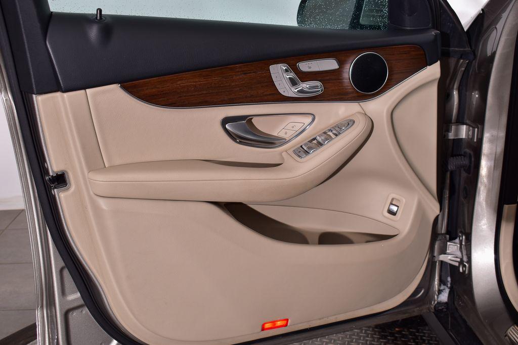 used 2022 Mercedes-Benz GLC 300 car, priced at $27,998