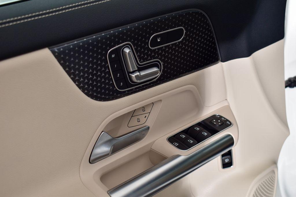 used 2026 Mercedes-Benz GLA 250 car, priced at $39,999