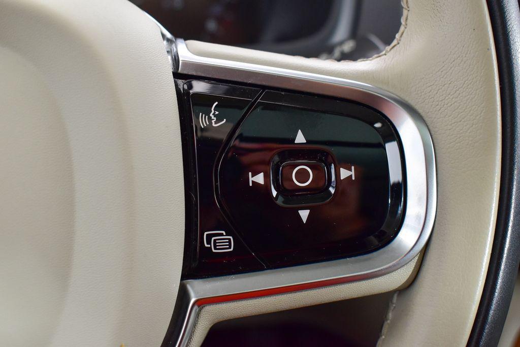 used 2021 Volvo XC90 car, priced at $23,896