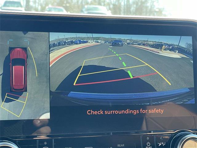 used 2024 Toyota Highlander car, priced at $46,995