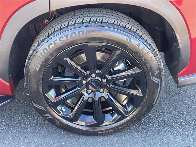 used 2024 Toyota Highlander car, priced at $46,995