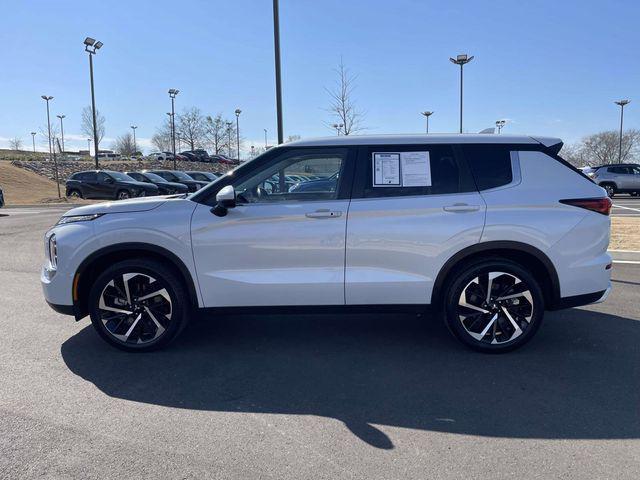 used 2024 Mitsubishi Outlander car, priced at $22,795