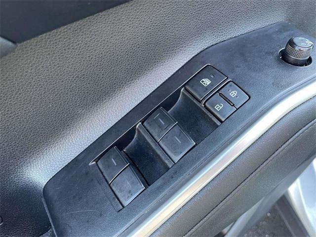 used 2024 Toyota Highlander car, priced at $36,695