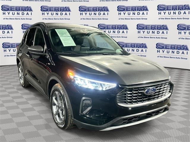 used 2025 Ford Escape car, priced at $22,995