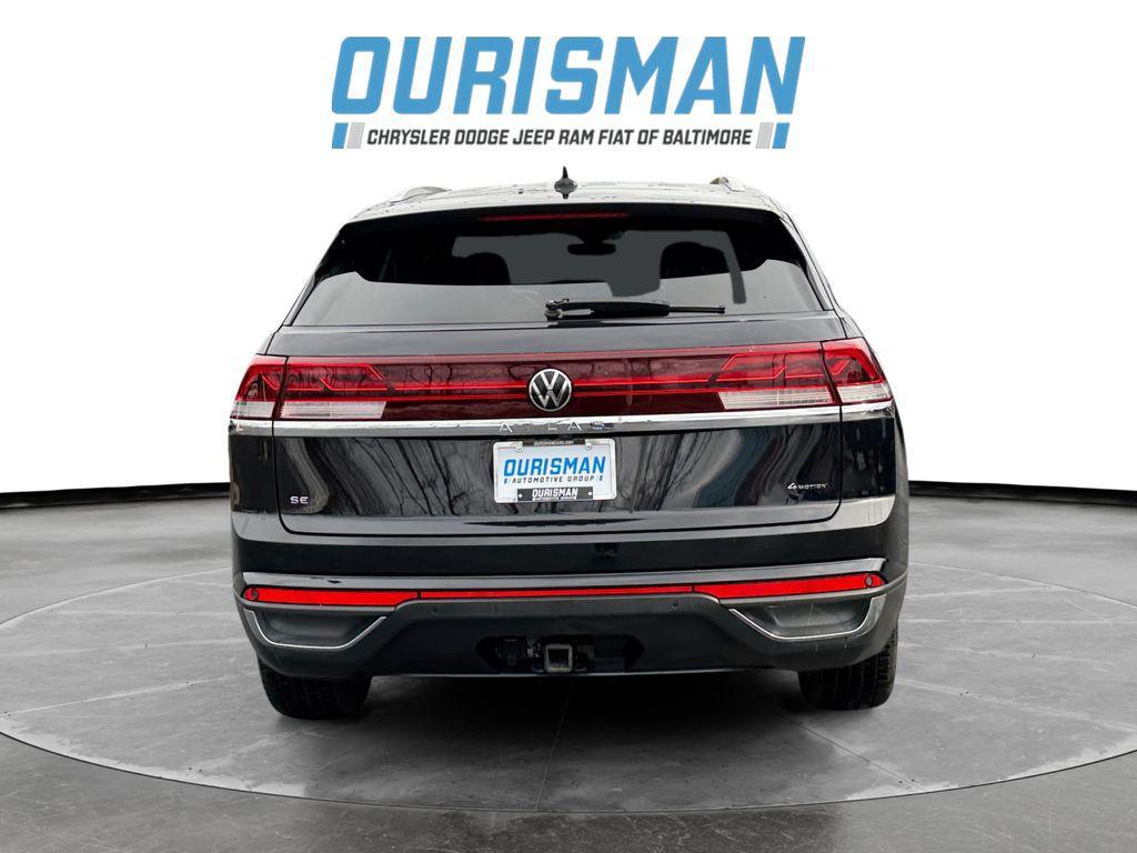 used 2024 Volkswagen Atlas Cross Sport car