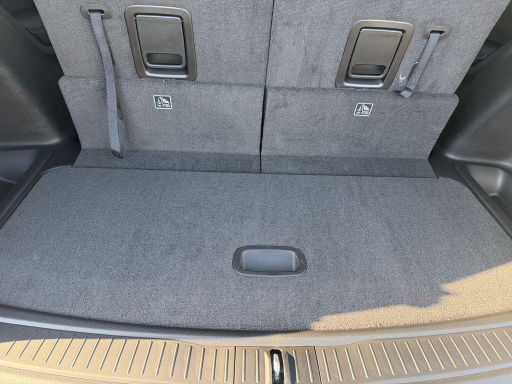 new 2025 Jeep Grand Cherokee L car, priced at $50,777