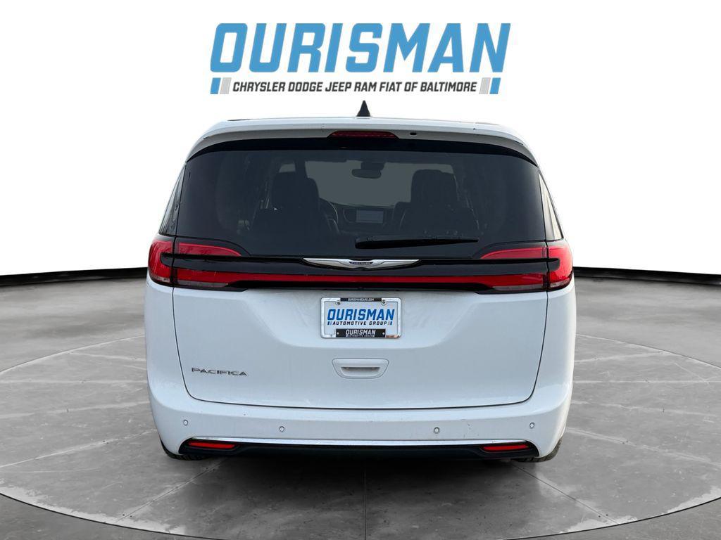 used 2023 Chrysler Pacifica car, priced at $22,000