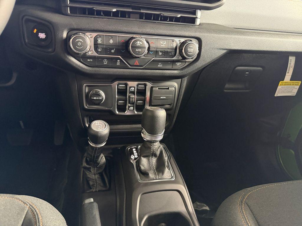 new 2026 Jeep Gladiator car, priced at $40,669