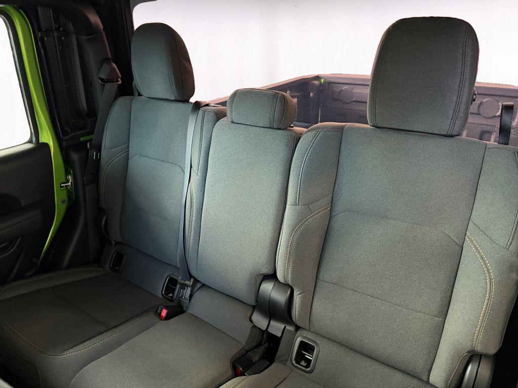 new 2026 Jeep Gladiator car, priced at $40,669