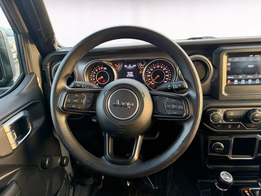 used 2022 Jeep Gladiator car, priced at $28,500