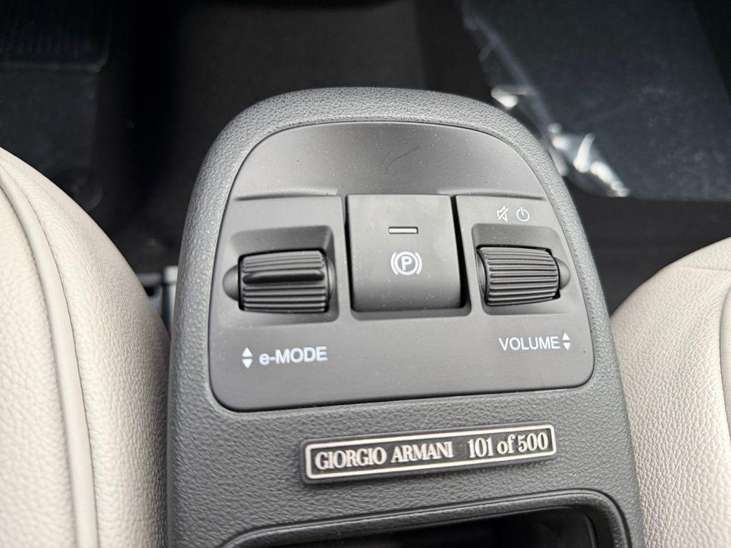 new 2025 FIAT 500e car