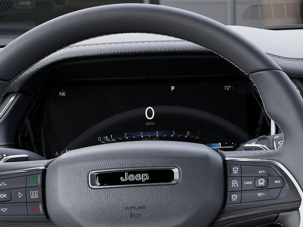 new 2026 Jeep Grand Cherokee car, priced at $43,701