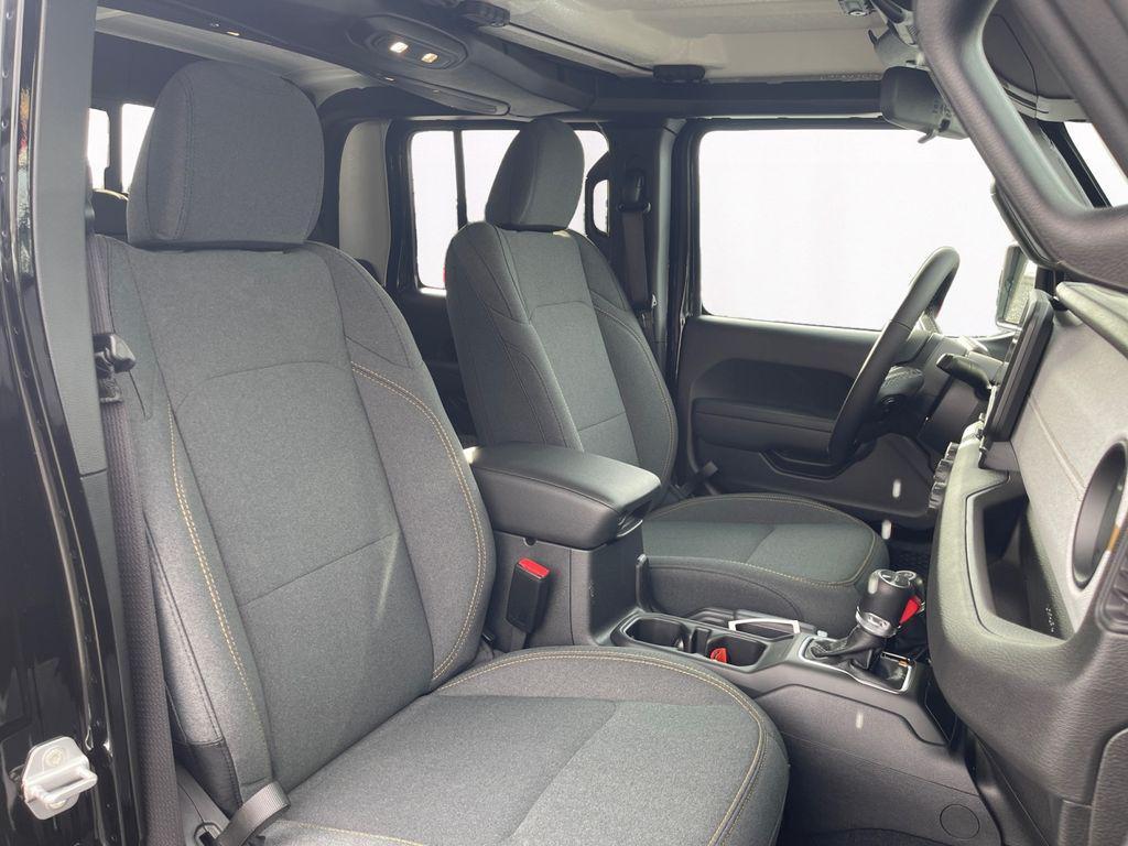 new 2026 Jeep Gladiator car, priced at $43,520