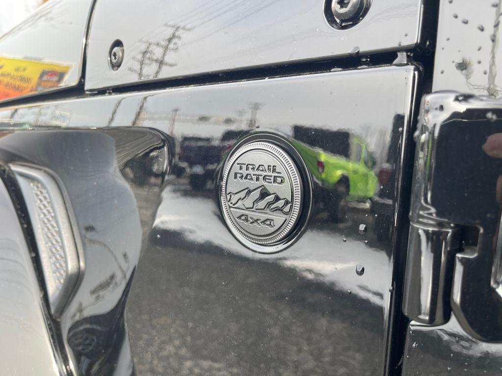 new 2026 Jeep Gladiator car, priced at $43,520