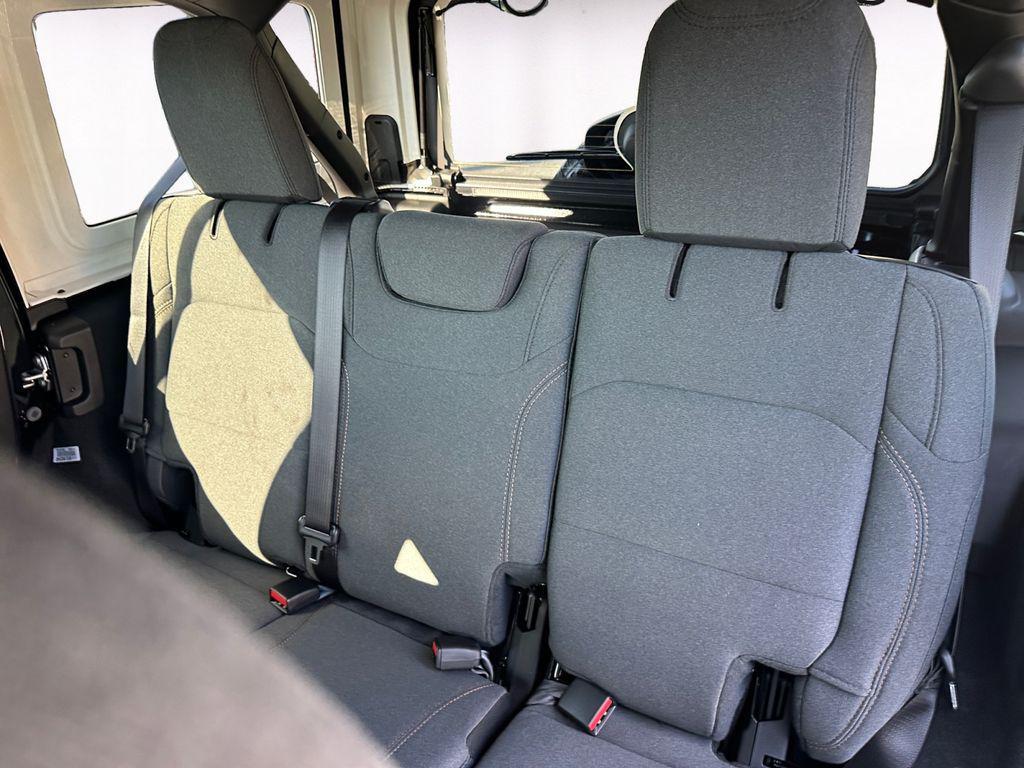 new 2026 Jeep Wrangler car, priced at $47,274