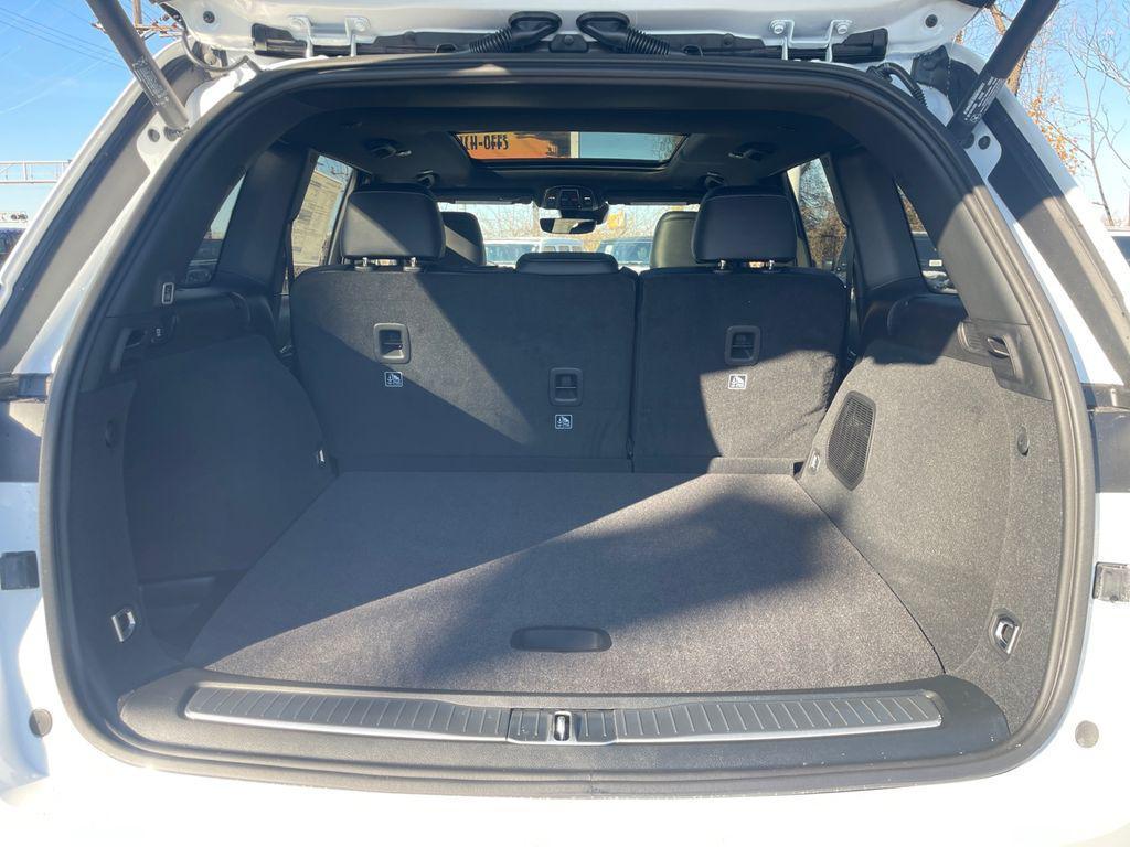 new 2025 Jeep Grand Cherokee car, priced at $50,926