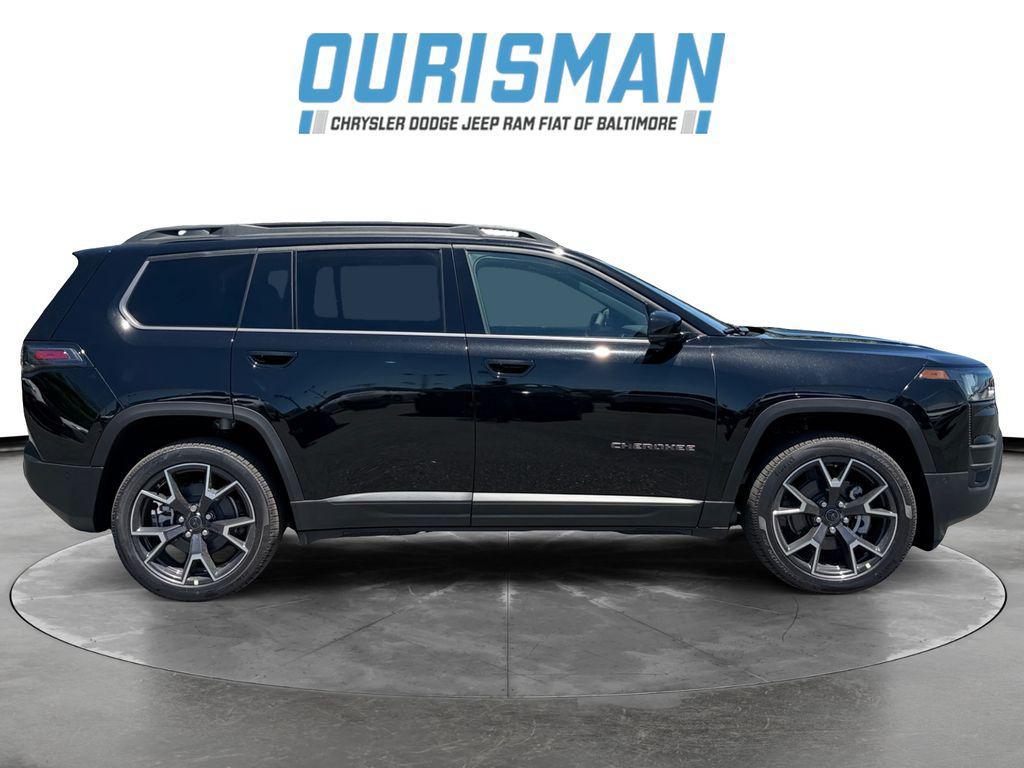 new 2026 Jeep Cherokee car, priced at $43,246