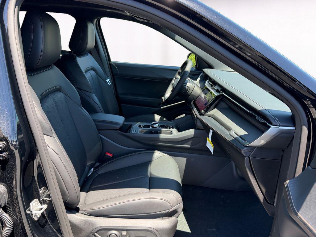 new 2026 Jeep Cherokee car, priced at $43,246