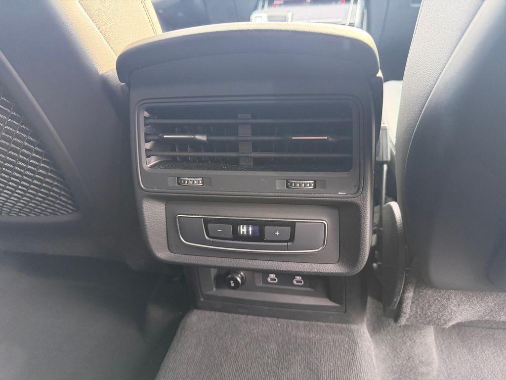 used 2025 Audi Q7 car, priced at $44,500