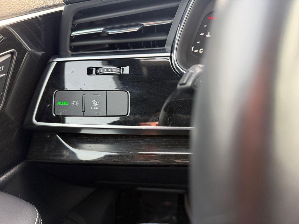 used 2025 Audi Q7 car, priced at $44,500