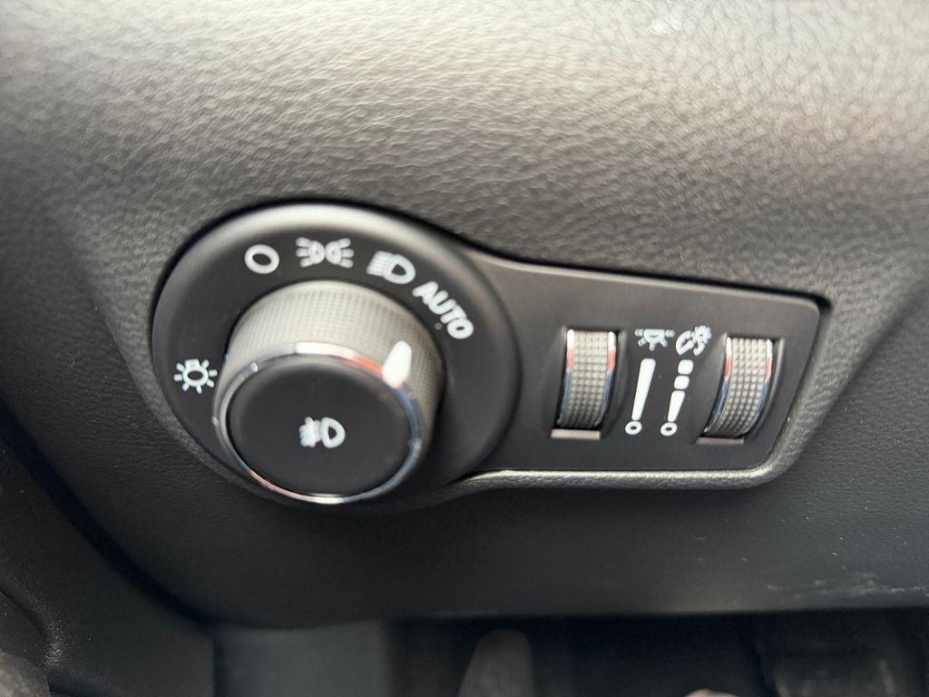 new 2026 Jeep Compass car, priced at $25,831