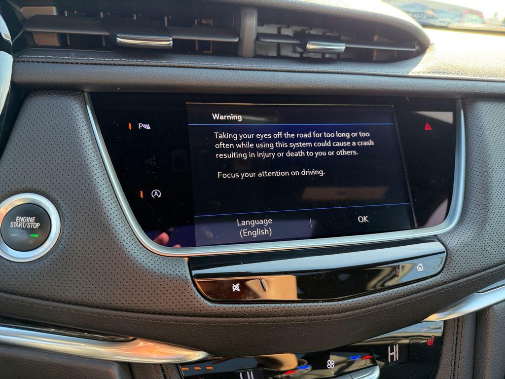 used 2024 Cadillac XT5 car, priced at $37,000