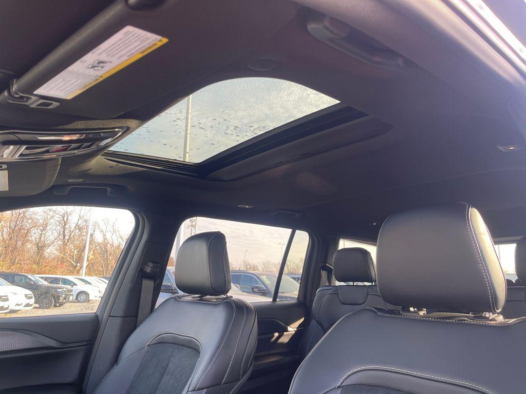 new 2025 Jeep Grand Cherokee L car, priced at $41,648