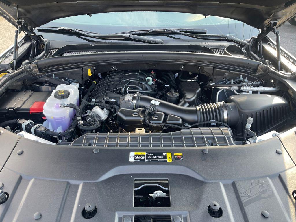 new 2025 Jeep Grand Cherokee L car, priced at $41,648