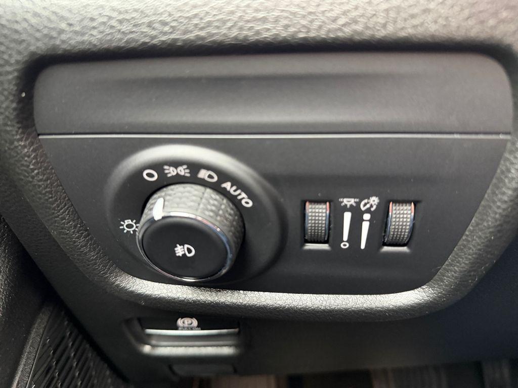 new 2025 Jeep Grand Cherokee L car, priced at $49,170