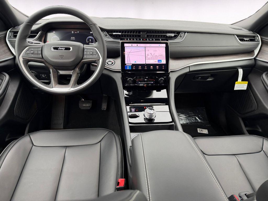 new 2025 Jeep Grand Cherokee L car, priced at $49,170