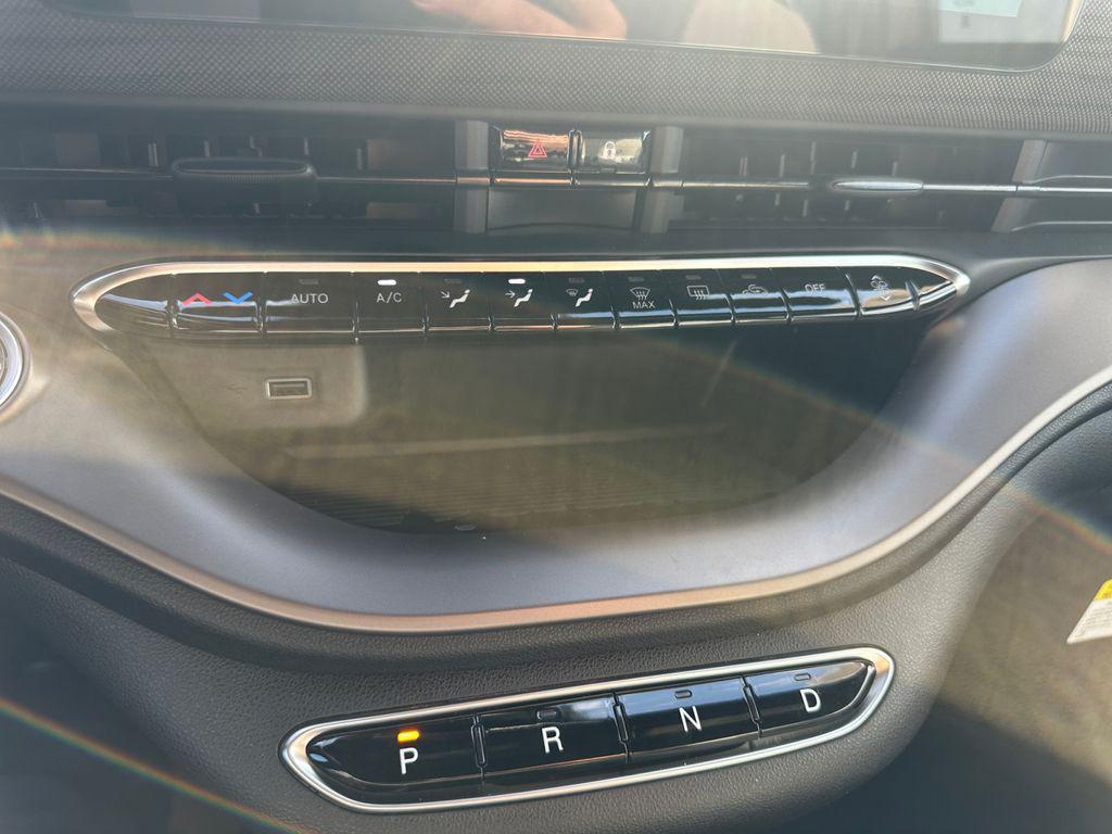 new 2025 FIAT 500e car, priced at $32,495