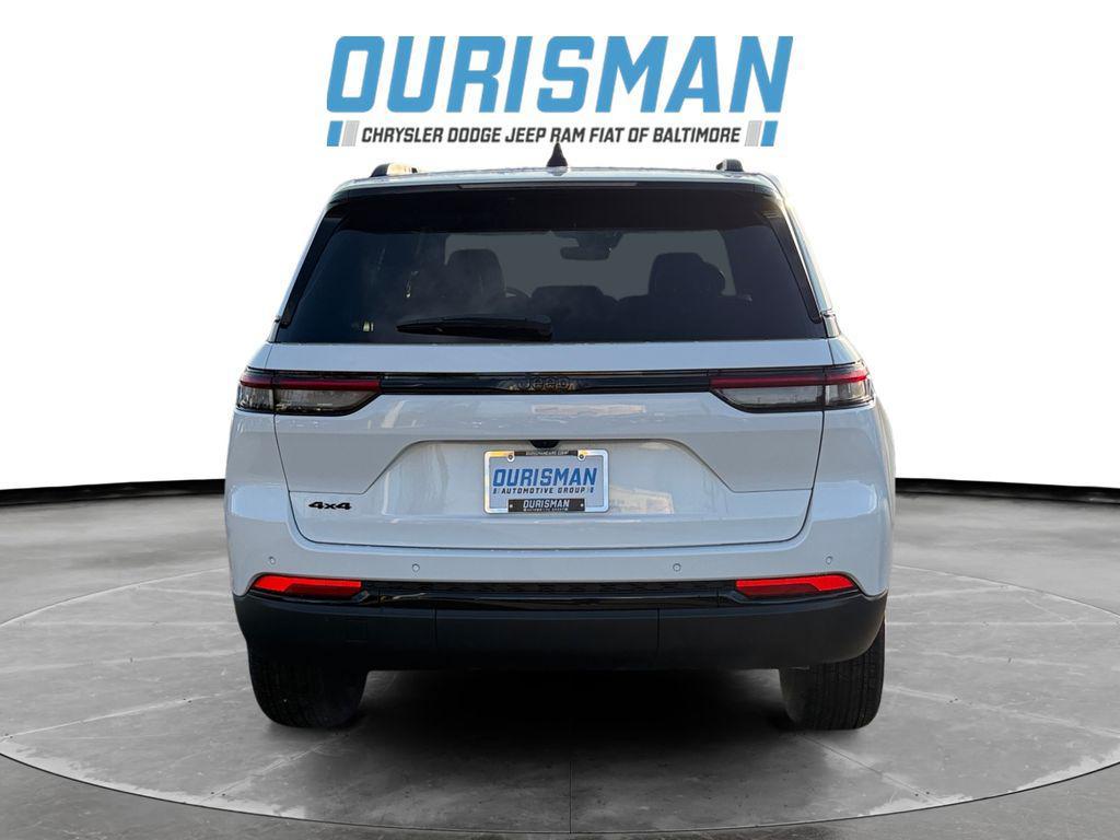 new 2025 Jeep Grand Cherokee car, priced at $42,672