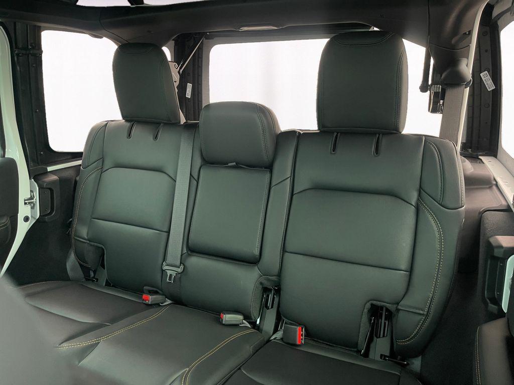 new 2026 Jeep Wrangler car, priced at $46,531