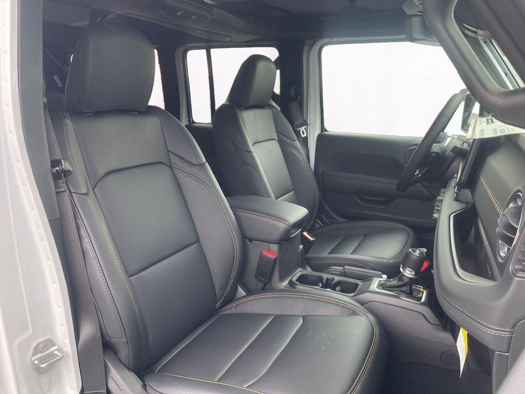 new 2026 Jeep Wrangler car, priced at $46,531