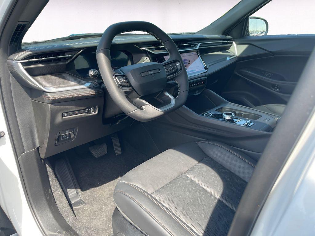 new 2026 Jeep Cherokee car, priced at $43,332