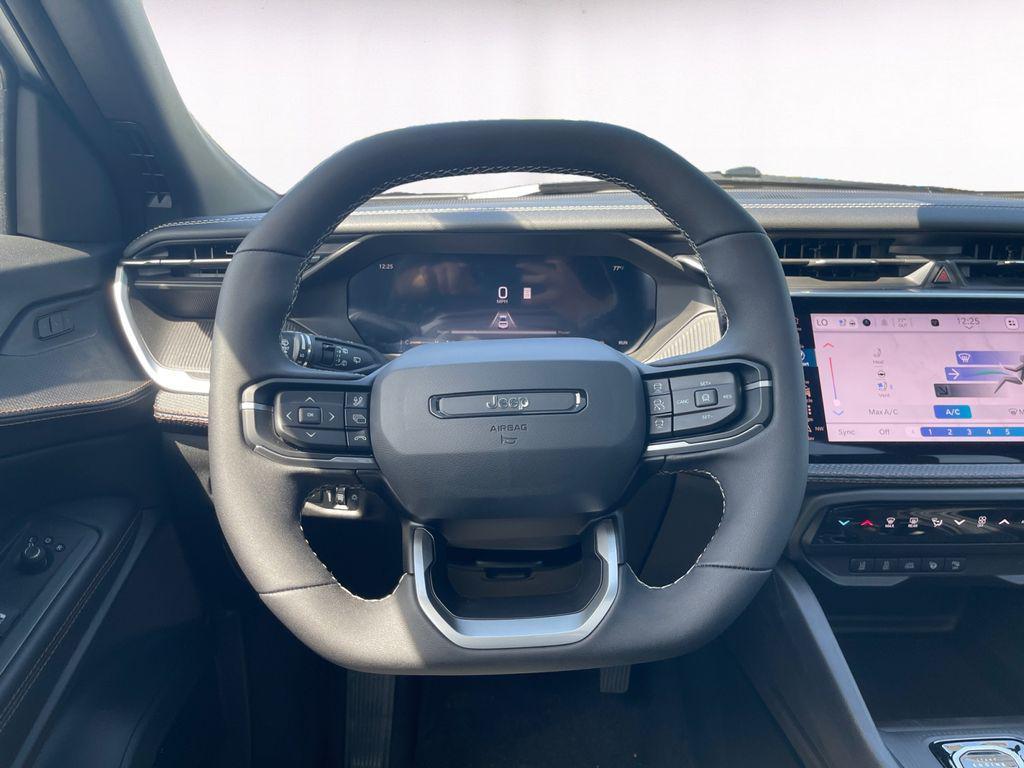 new 2026 Jeep Cherokee car, priced at $43,332