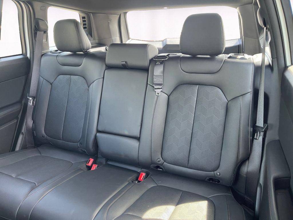 new 2026 Jeep Cherokee car, priced at $43,332