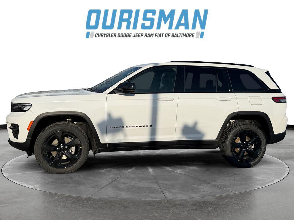 new 2025 Jeep Grand Cherokee car, priced at $39,402
