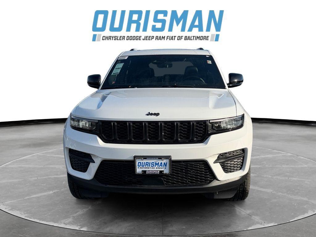 new 2025 Jeep Grand Cherokee car, priced at $39,402