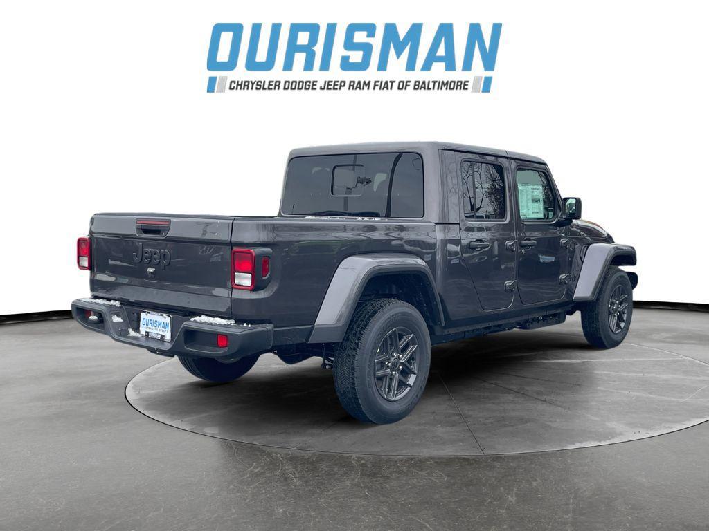 new 2026 Jeep Gladiator car, priced at $42,553