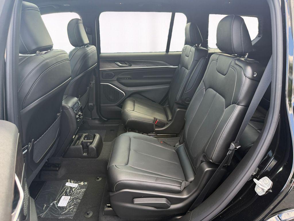 new 2026 Jeep Grand Cherokee L car, priced at $51,464