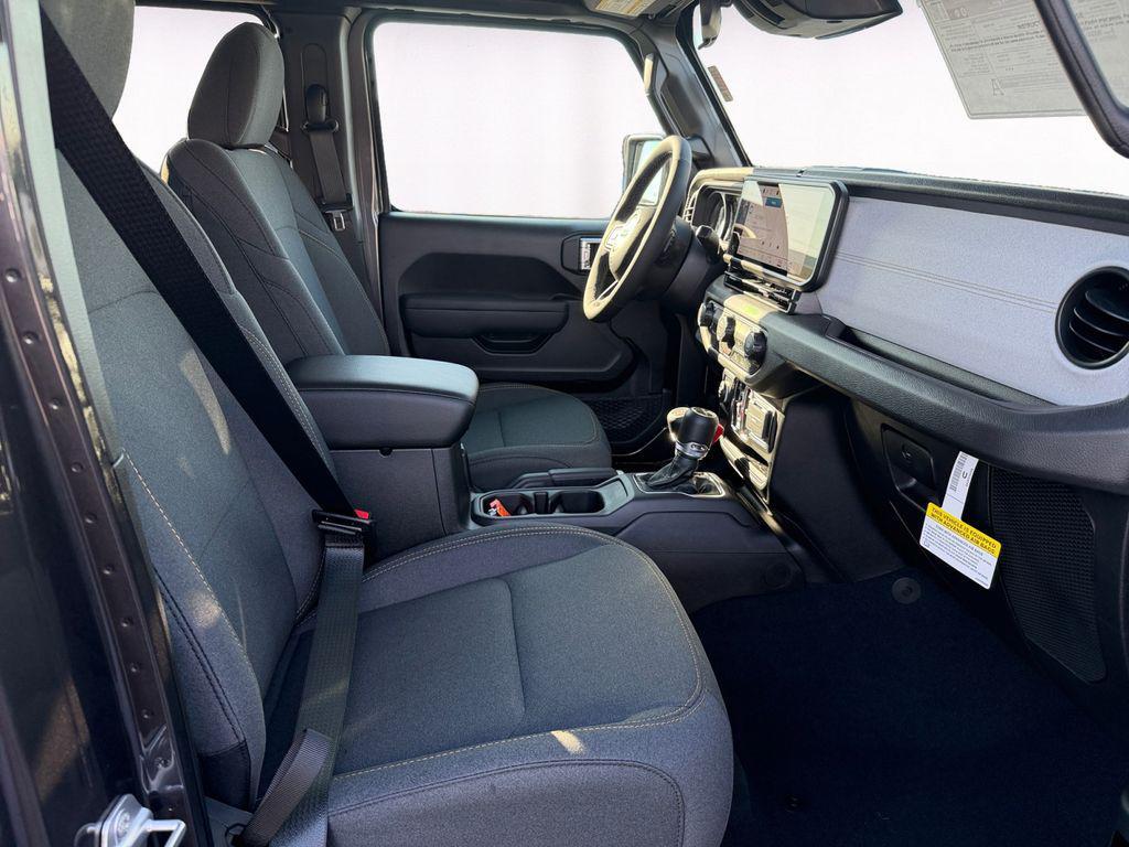 new 2026 Jeep Gladiator car, priced at $44,572